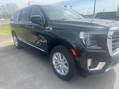 2023 GMC Yukon XL SLT