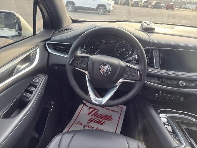 2022 Buick Enclave Essence