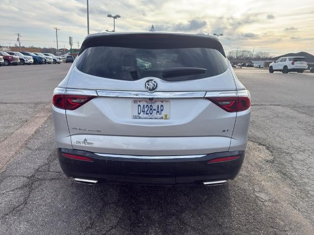 2022 Buick Enclave Essence