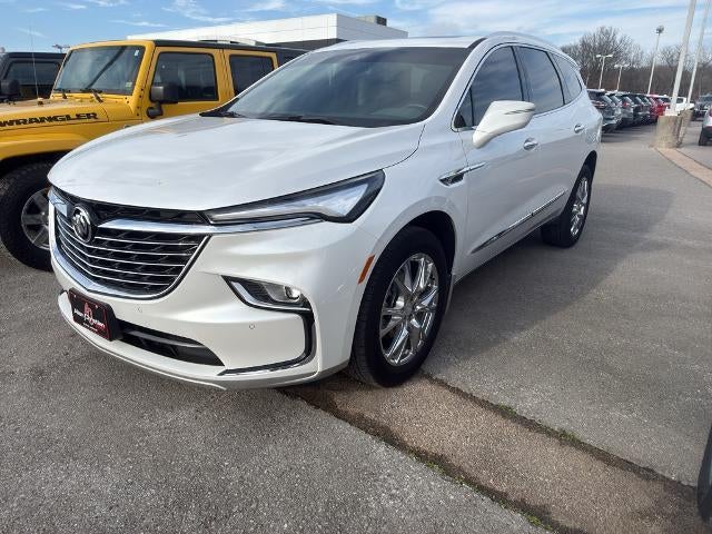 2022 Buick Enclave Essence
