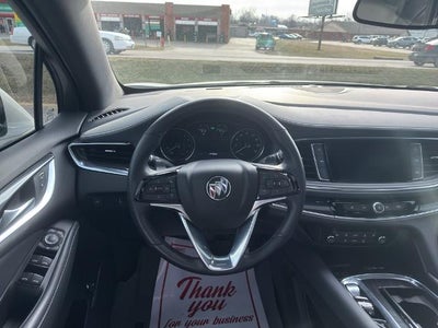 2022 Buick Enclave Essence