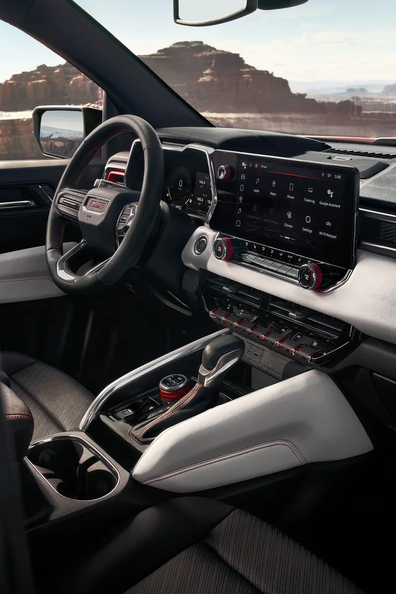 2026 GMC Canyon infotainment system at Allen Christian GMC in Dexter MO